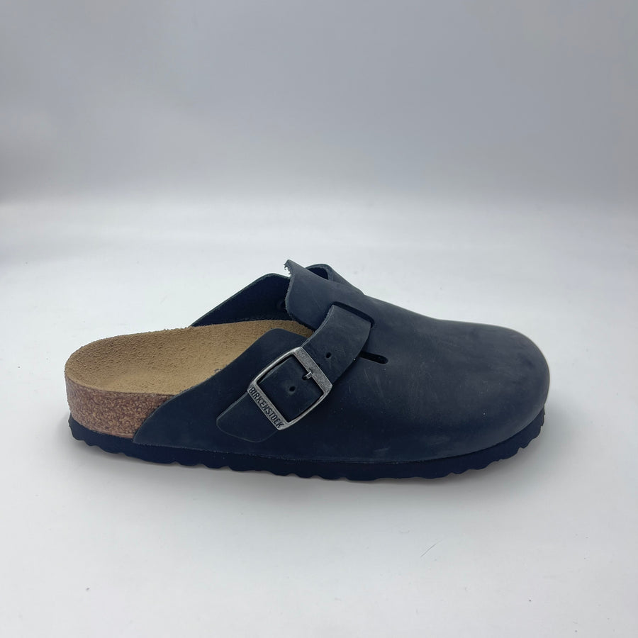 Birkenstock Boston - Sabot in Pelle Oliata Nera — vista 3