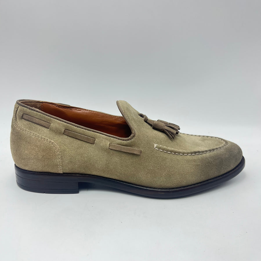 Mocassino Nero Giardini - Mocassino Classico in Suede Beige con Doppia Nappa