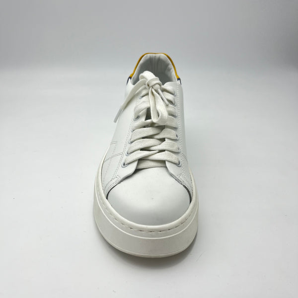 Sneaker Meline - Sneaker Bianca Classica con Dettaglio Posteriore Senape