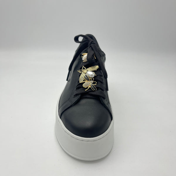 Sneaker Crown - Sneaker Nera con Maxi Gioielli Ape e Perle