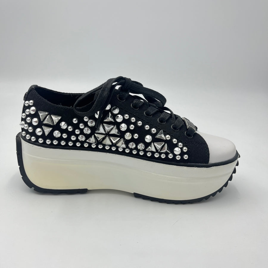 Sneaker Cult - Sneaker Platform in Tela Nera con Borchie e Dettagli Punk-Chic