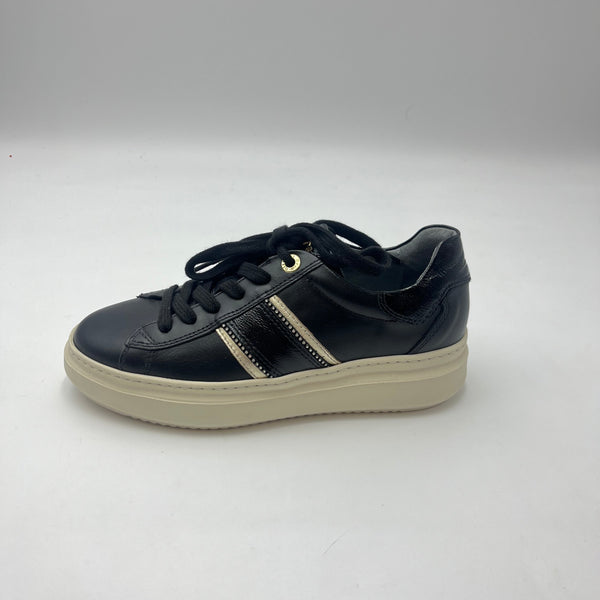 Sneaker Nero Giardini - Sneaker Nera in Pelle e Vernice con Profili Oro