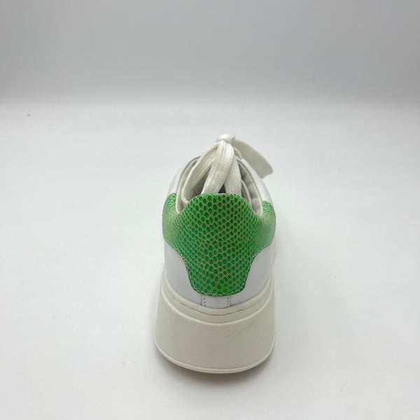 Sneaker Meline - Sneaker Platform Bianca con Scarabeo Dipinto e Dettaglio Green