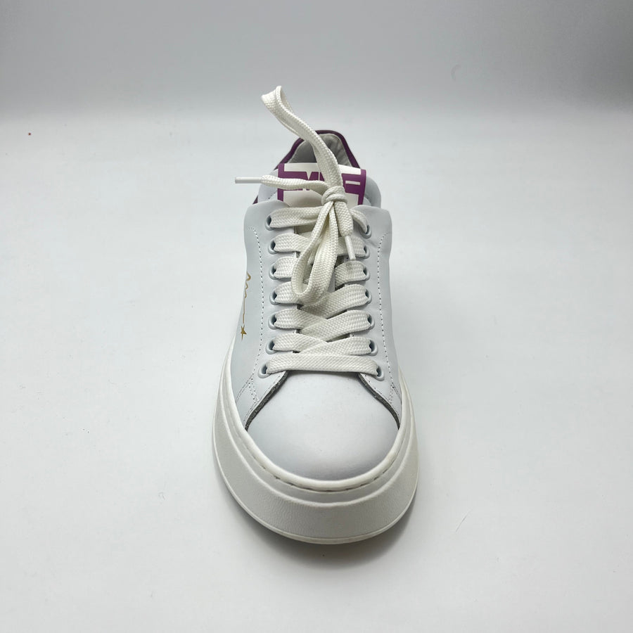 Sneaker Meline - Sneaker Platform Bianca con Logo Gold e Tallone Prugna